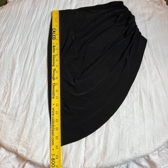 Norma Kamali Women's Side Drape Mini Skirt Black  Sz M - Picture 7 of 10
